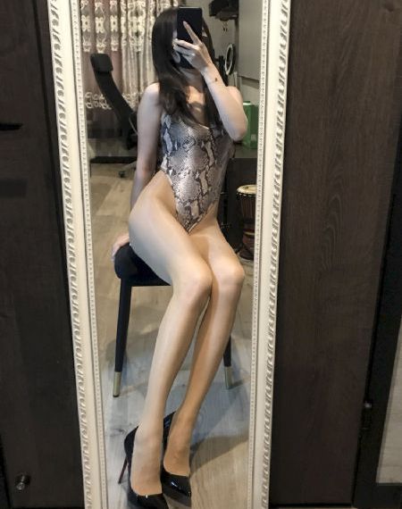 美丽的姑娘播放视频完整版_720免费观看最新