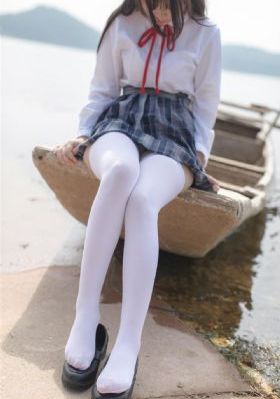 日本奶妇挤奶水视频_蓝光高清在线